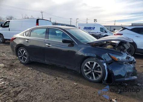 2018 Nissan Altima 2.5 z USA, uszkodzony, nr VIN 1N4AL3AP1JC118072